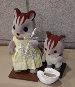 神戸海洋博物館 シルバニアファミリー リスの親子